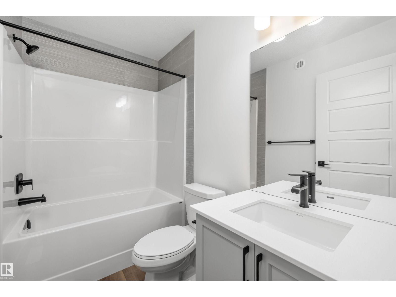 8724 183 Av Nw Property Photo 27