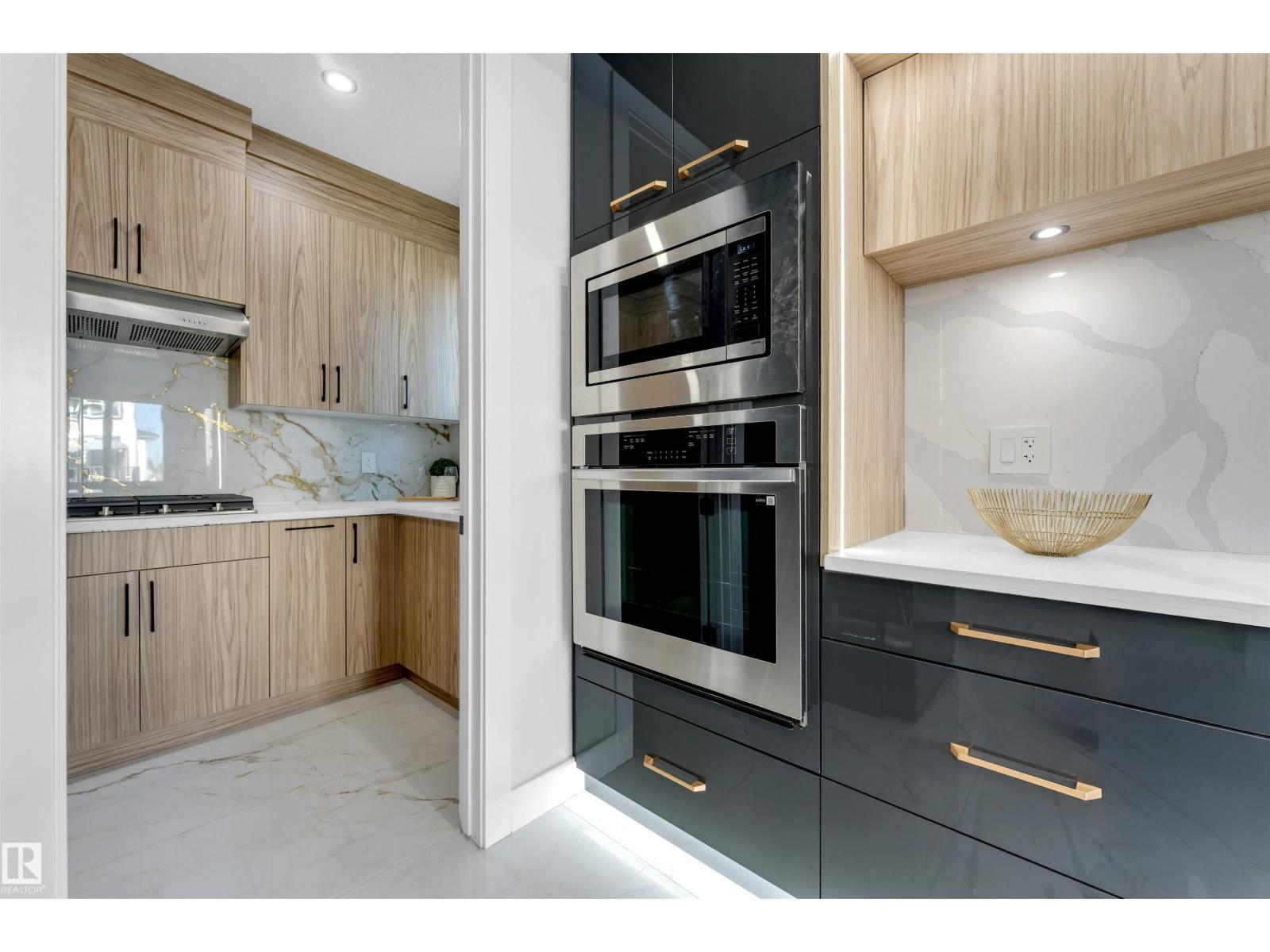 2514 63 Av Property Photo 26
