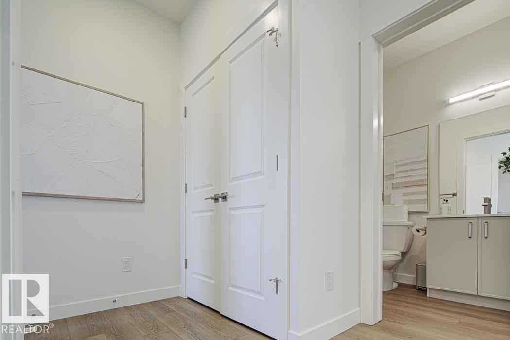 21139 21 Av Nw Property Photo 2