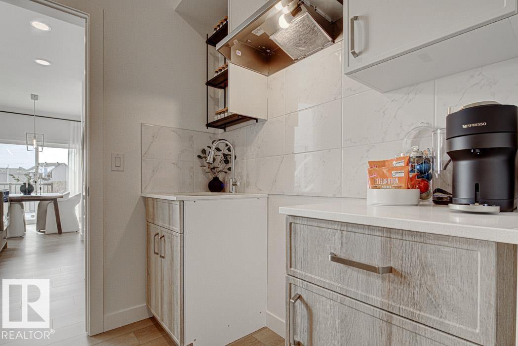 21139 21 Av Nw Property Photo 10