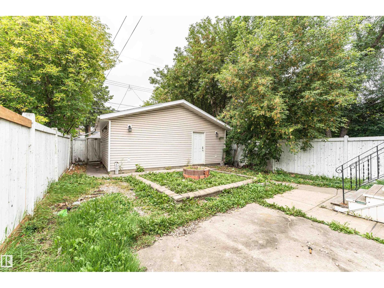 10930 80 Av Nw Property Photo 39