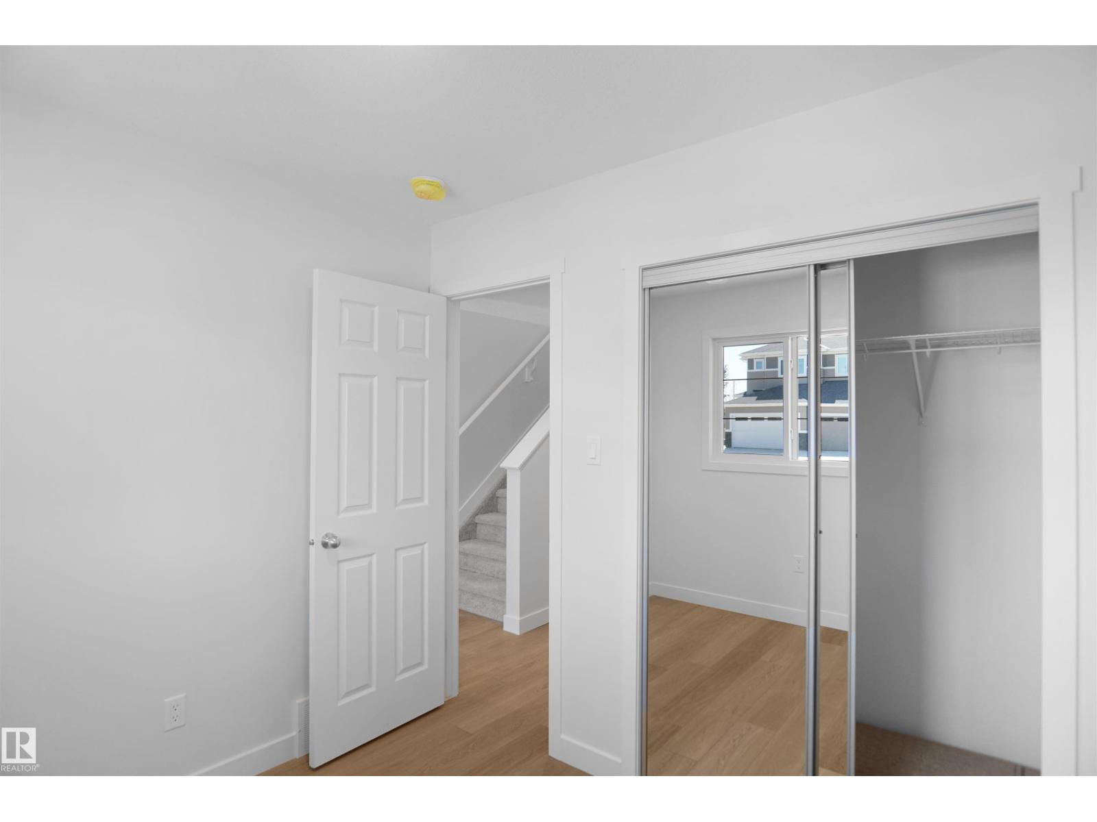 936 19 Av Nw Property Photo 6