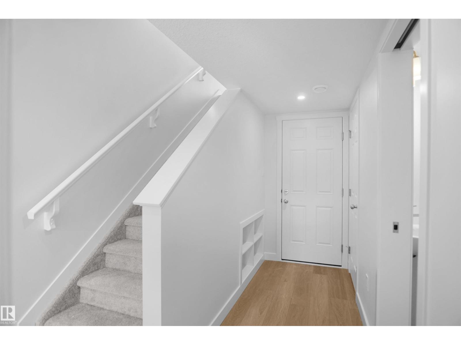 936 19 Av Nw Property Photo 7