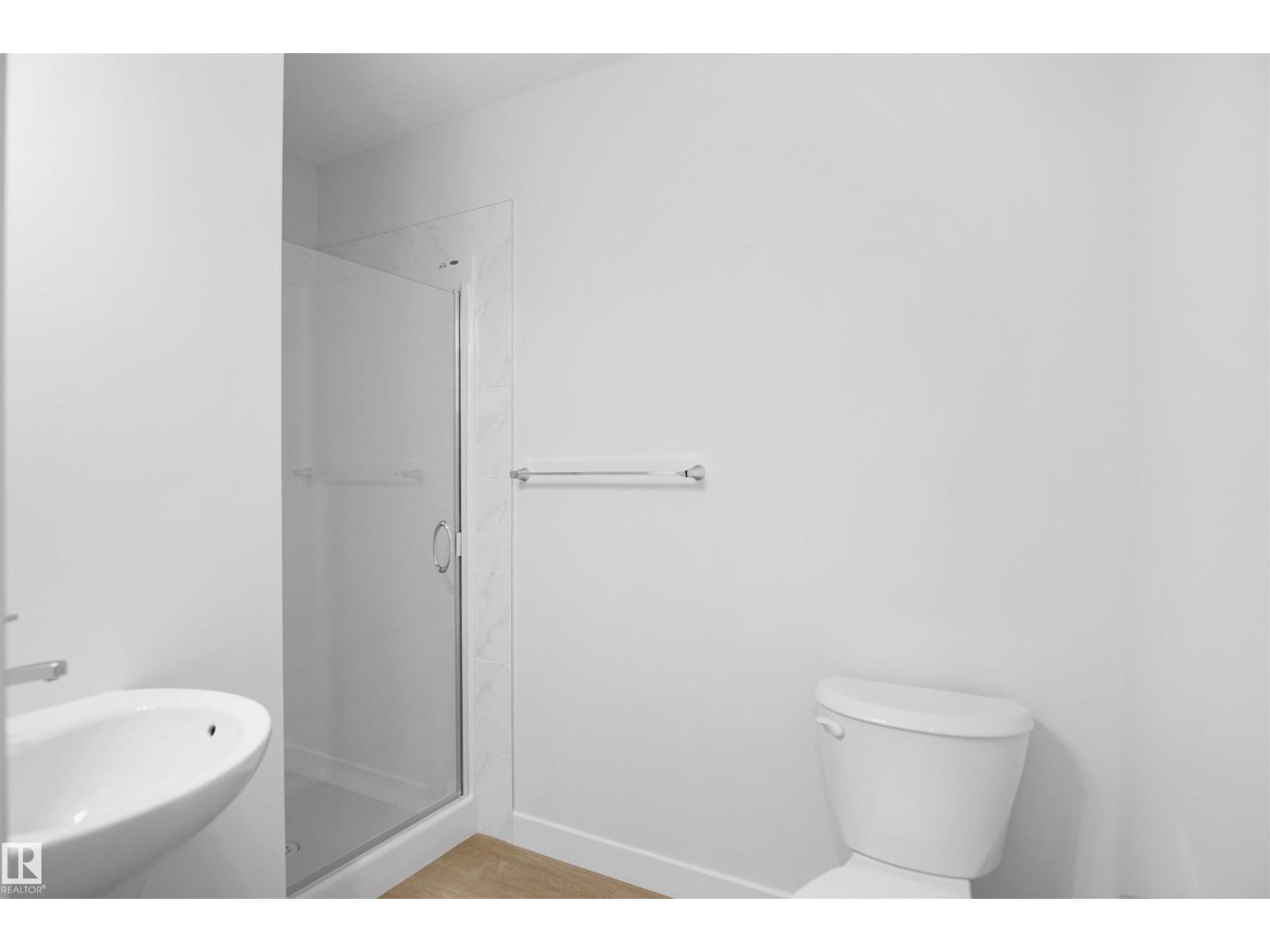 936 19 Av Nw Property Photo 8