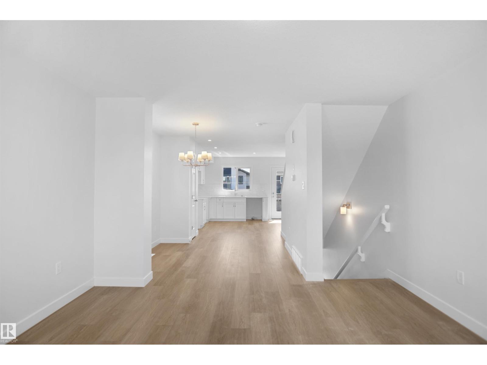 936 19 Av Nw Property Photo 12