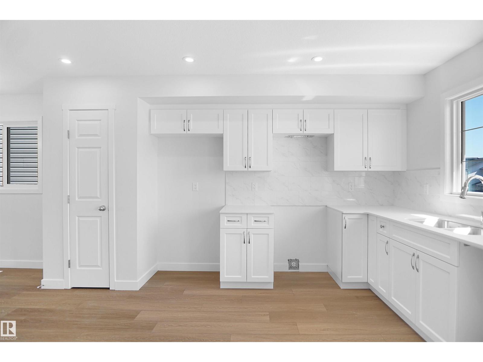 936 19 Av Nw Property Photo 16