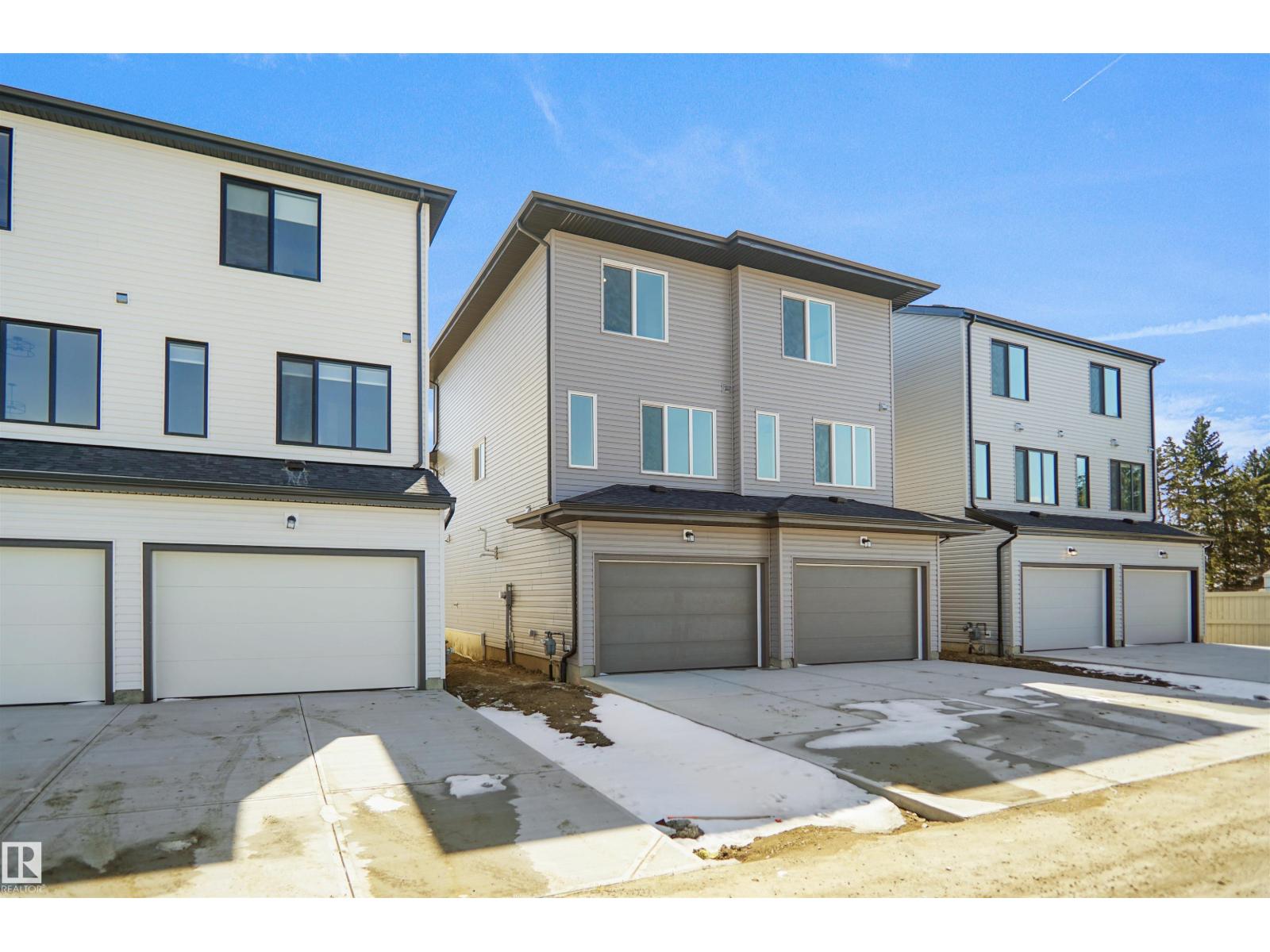 936 19 Av Nw Property Photo 28