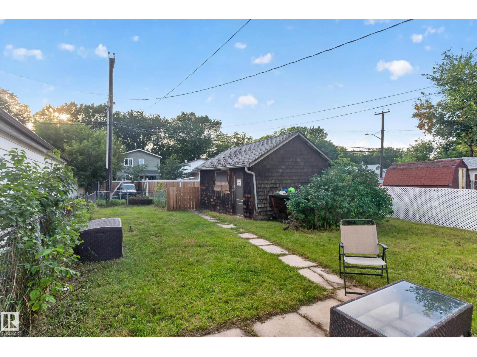 11406 83 St Nw Property Photo 25