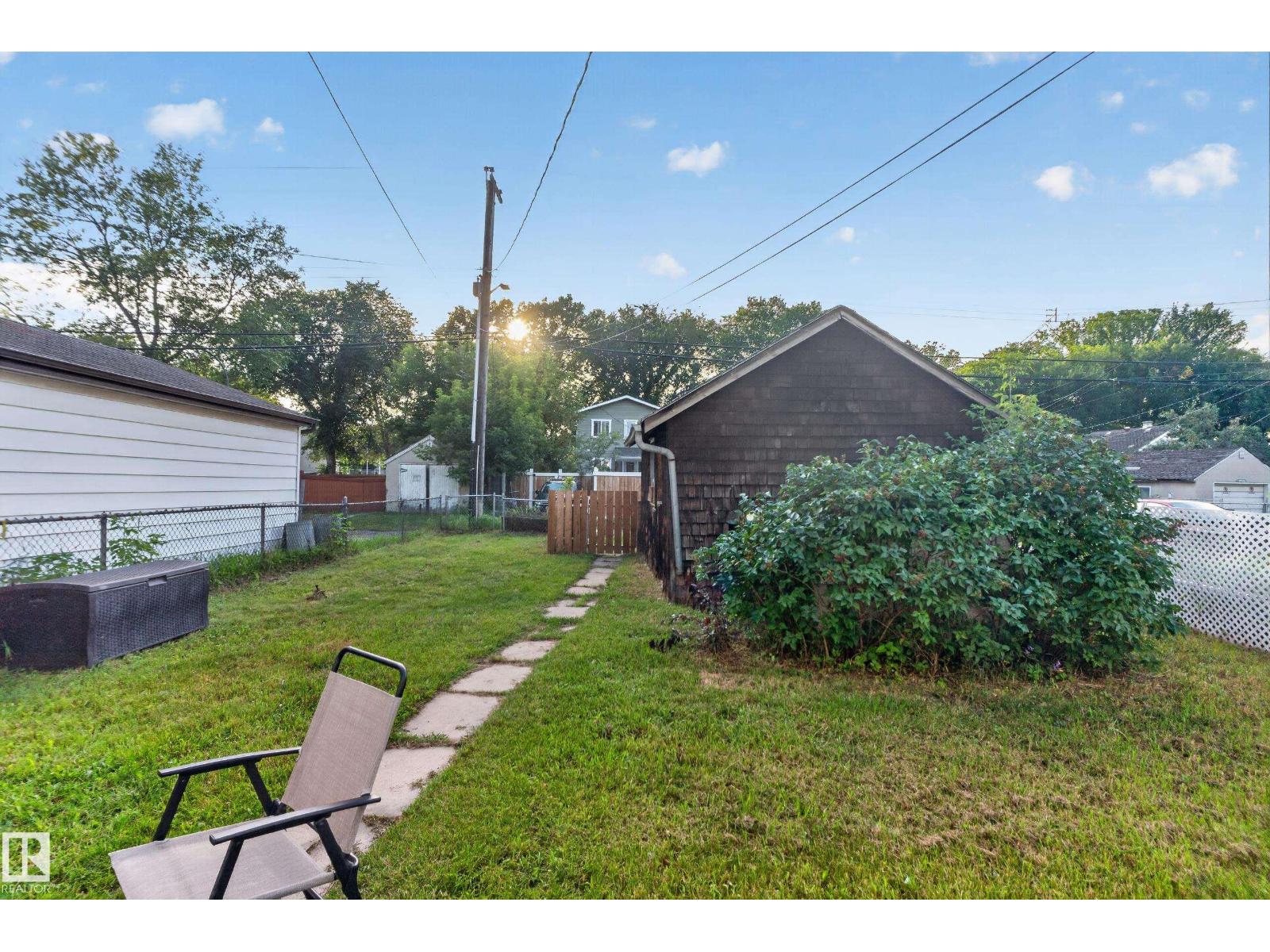 11406 83 St Nw Property Photo 26