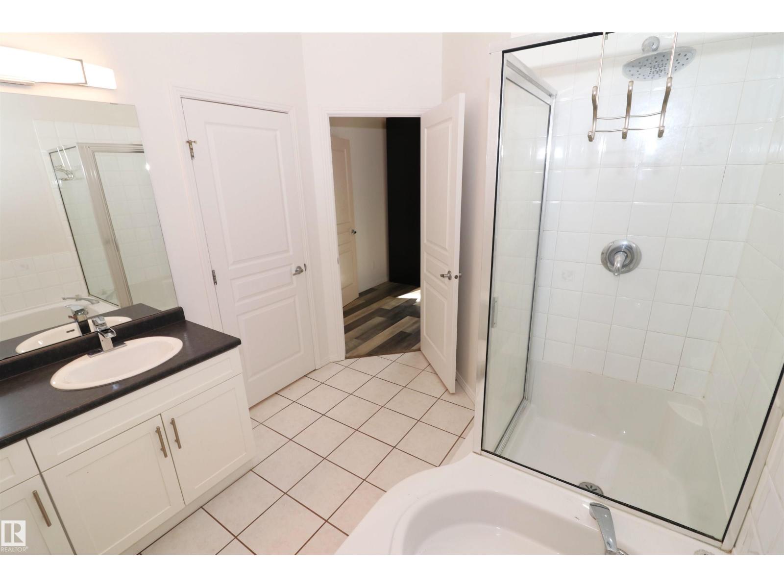 #103 9804 101 St Nw Property Photo 27