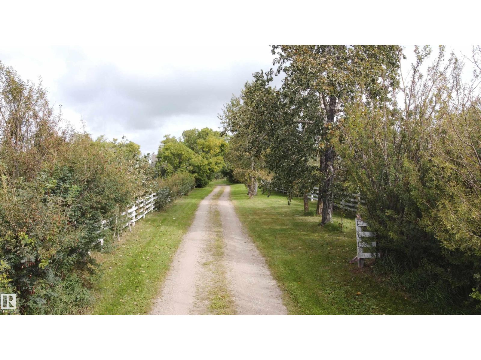 7204 Twp Rd 570a Property Photo 46
