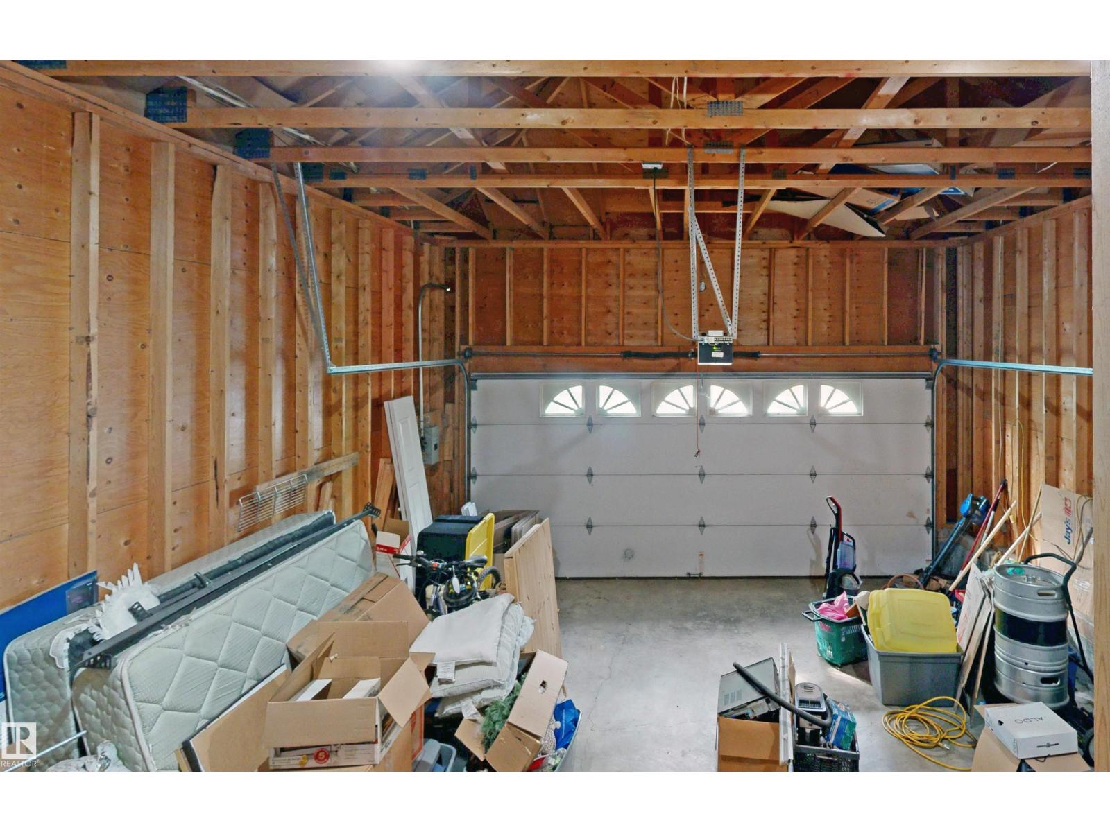 10941 81 Av Nw Property Photo 25