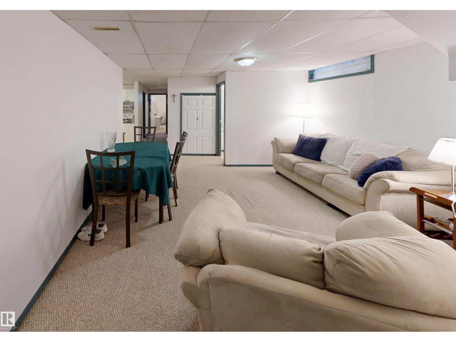 10941 81 Av Nw Property Photo 42