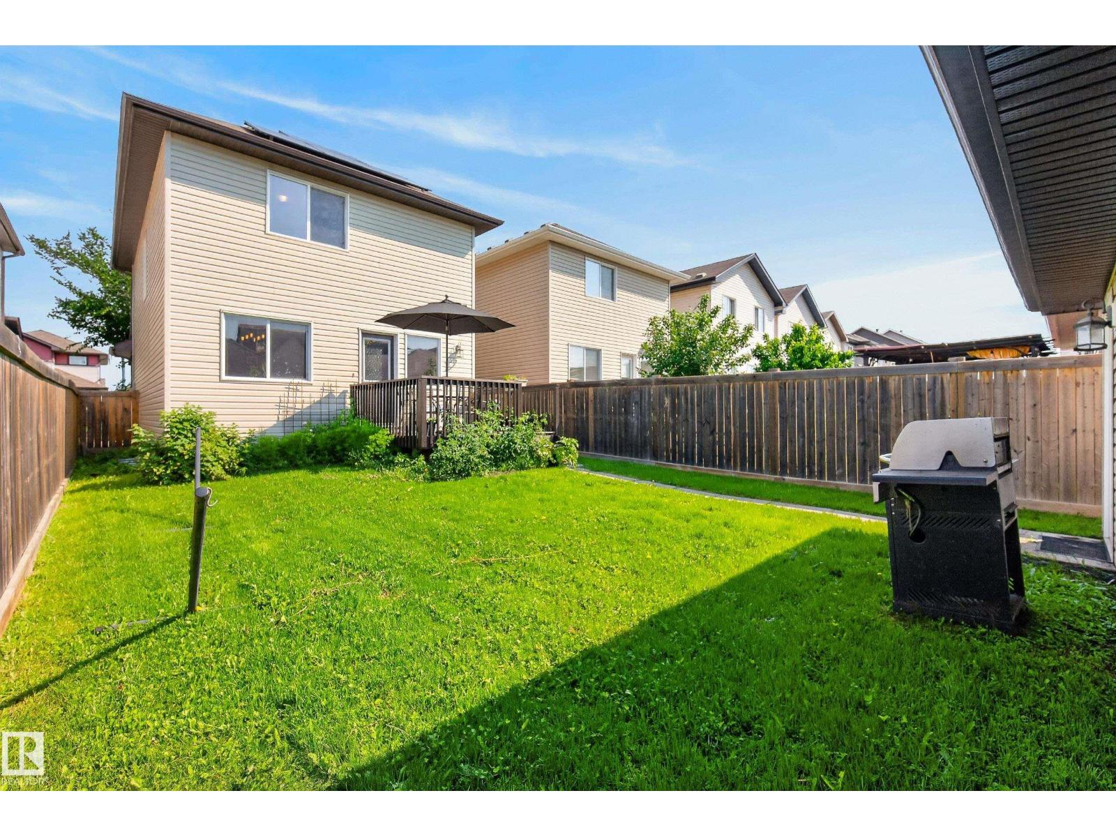 3003 20 Av Nw Property Photo 8