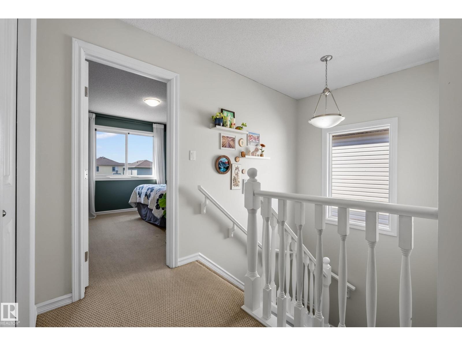 3003 20 Av Nw Property Photo 27