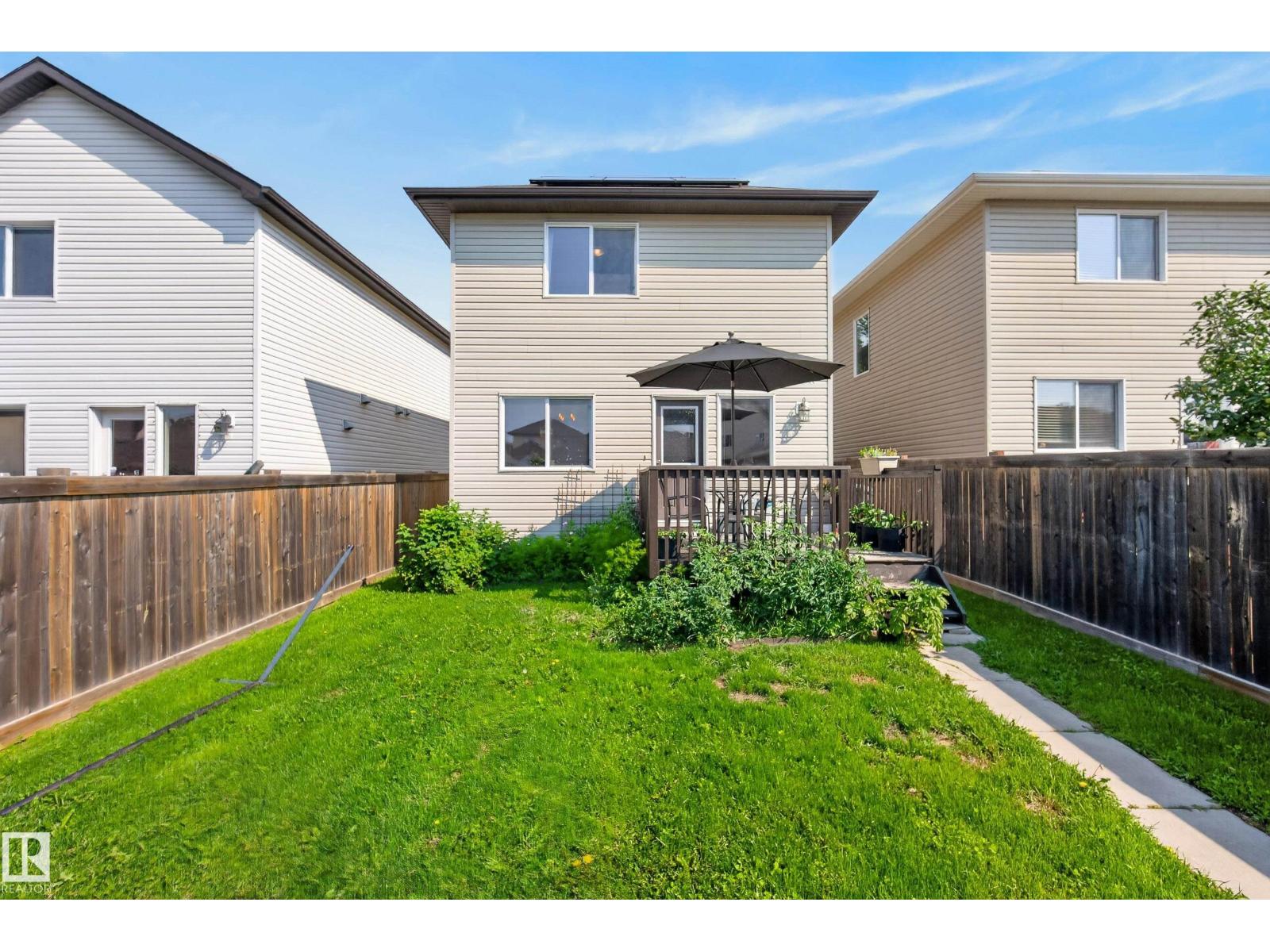 3003 20 Av Nw Property Photo 39