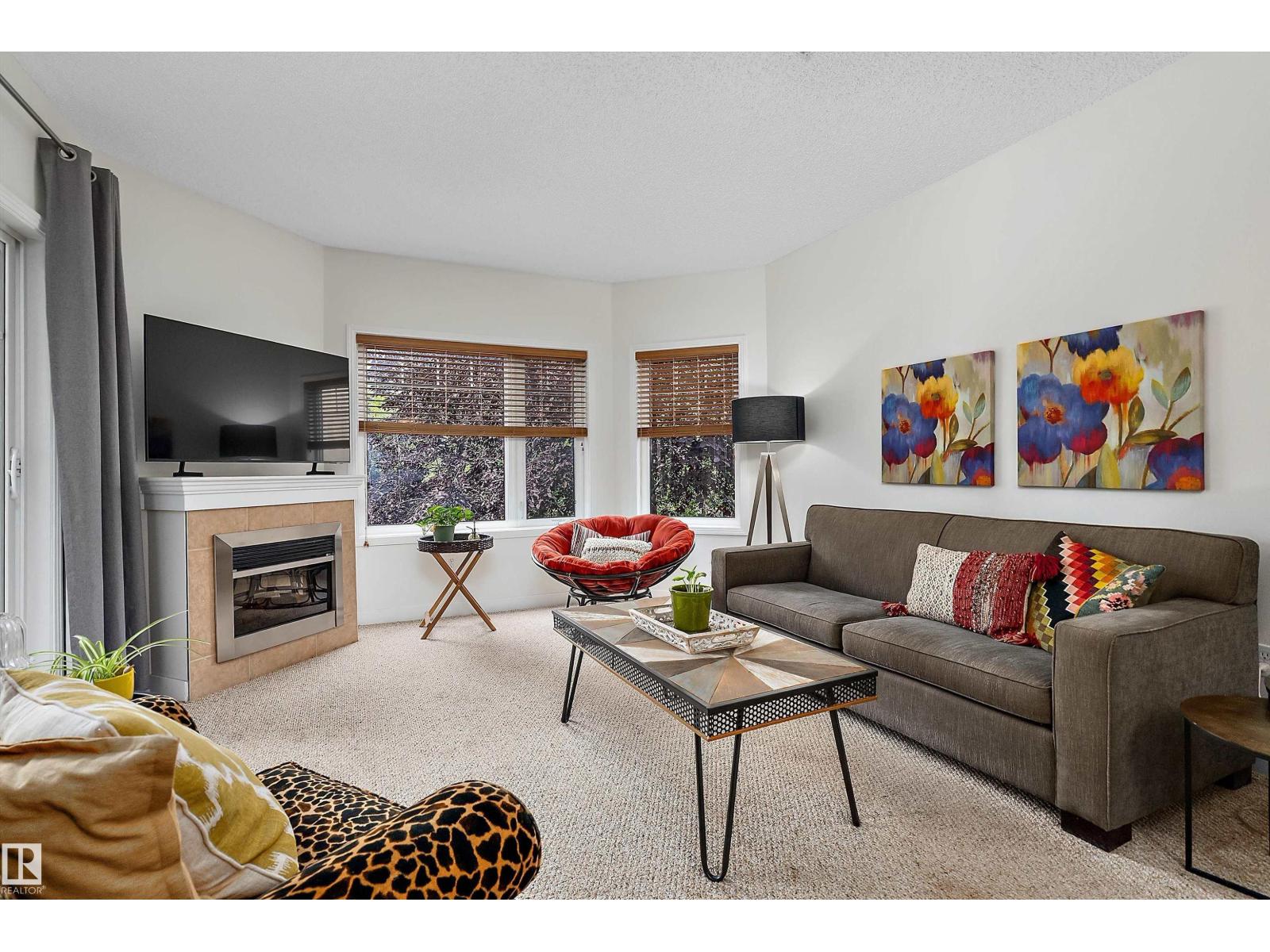 #203 8931 156 St Nw Property Photo 3