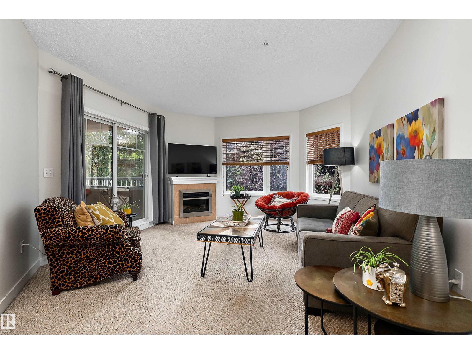 #203 8931 156 St Nw Property Photo 4