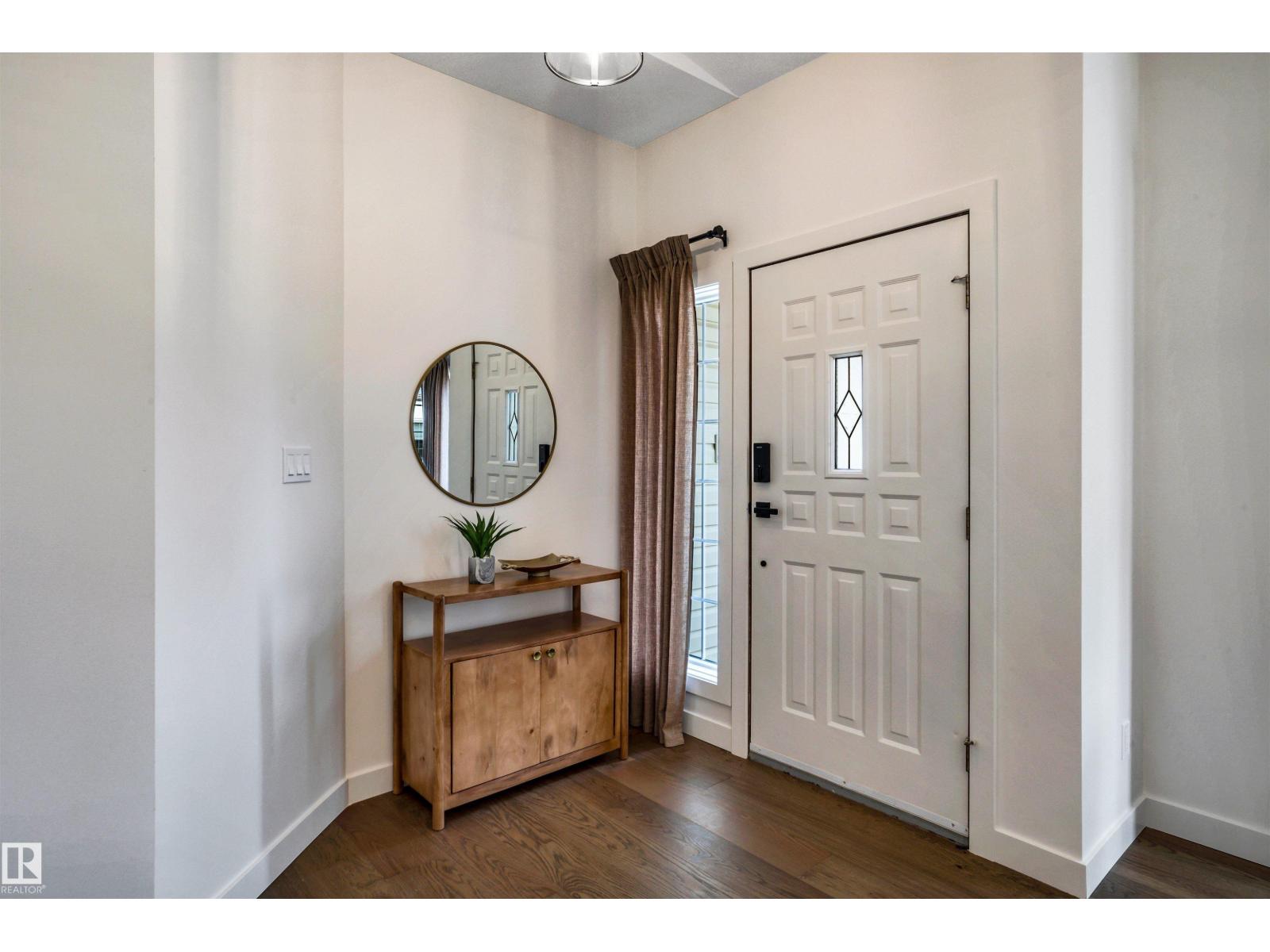 12 A Invermere Pl Property Photo 3