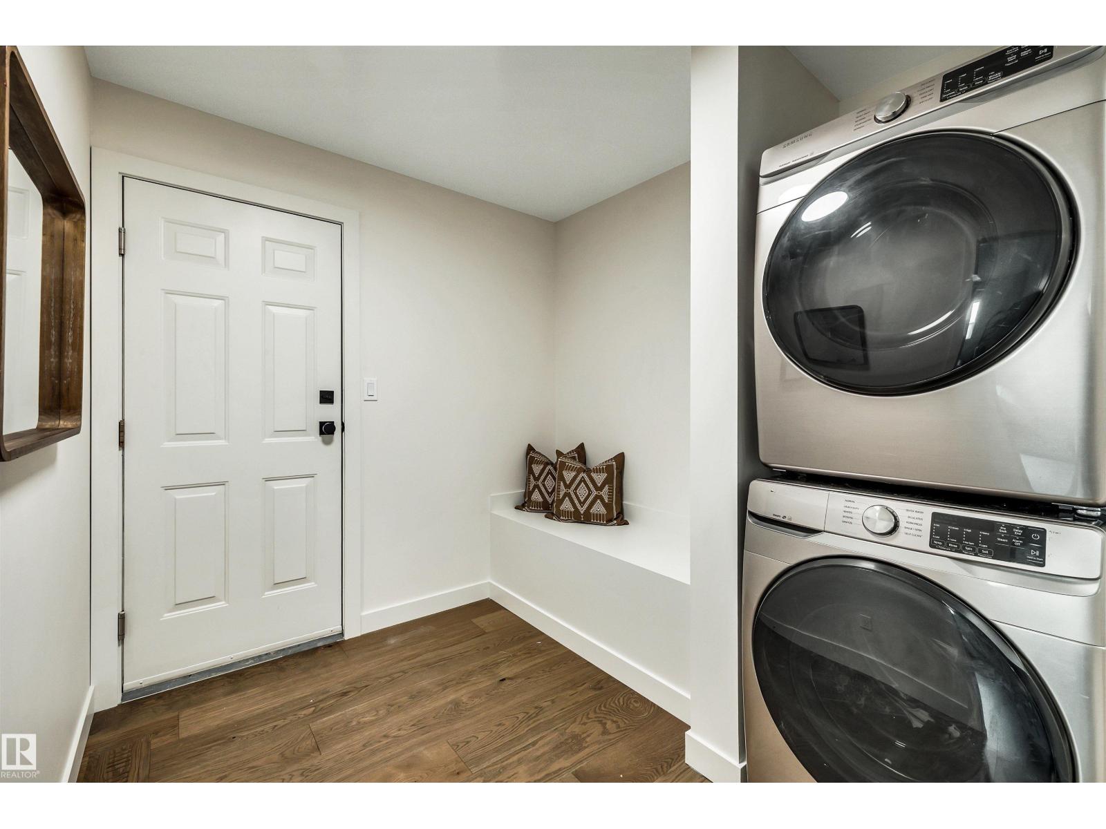 12 A Invermere Pl Property Photo 31