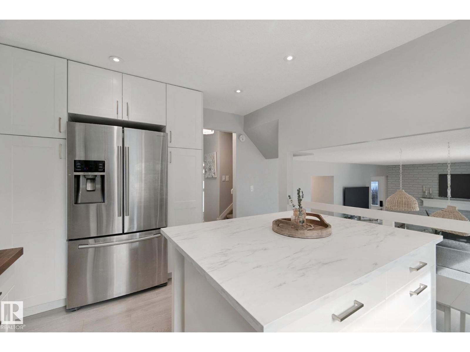 5 Labelle Cr Property Photo 23