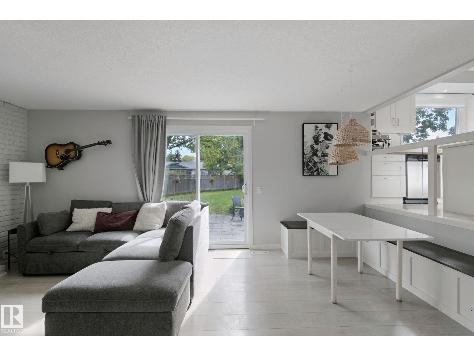 5 Labelle Cr Property Photo 29