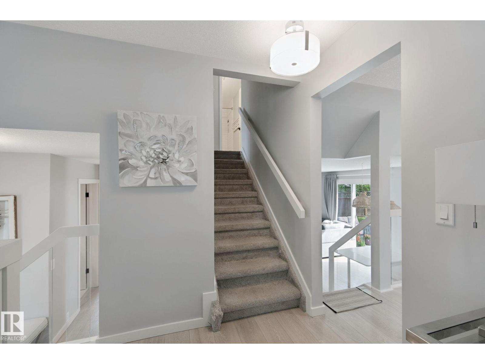 5 Labelle Cr Property Photo 42