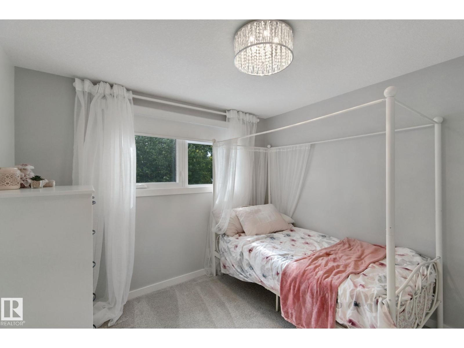 5 Labelle Cr Property Photo 45