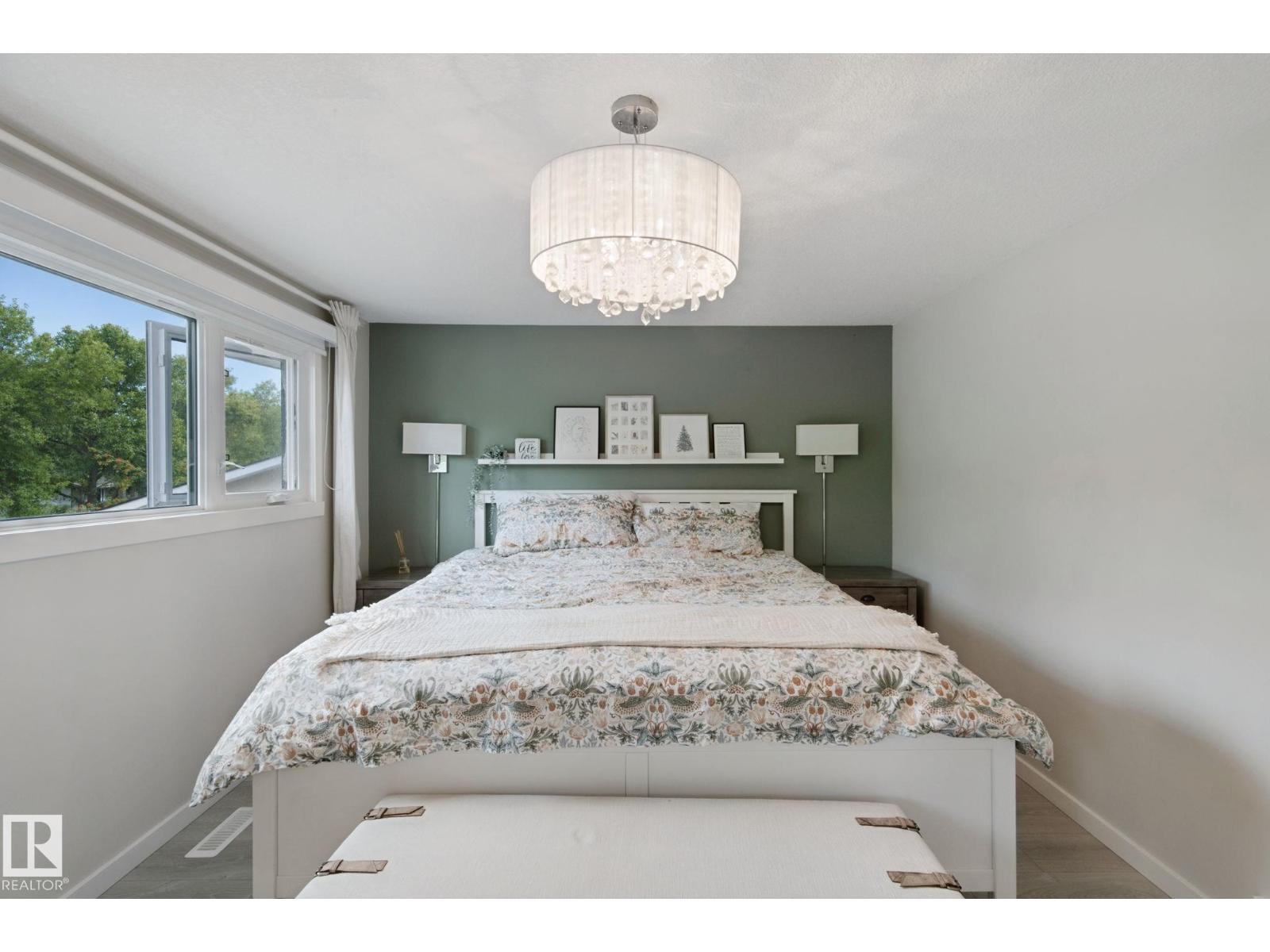 5 Labelle Cr Property Photo 50