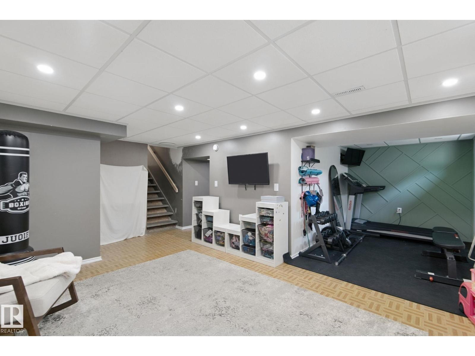 5 Labelle Cr Property Photo 57
