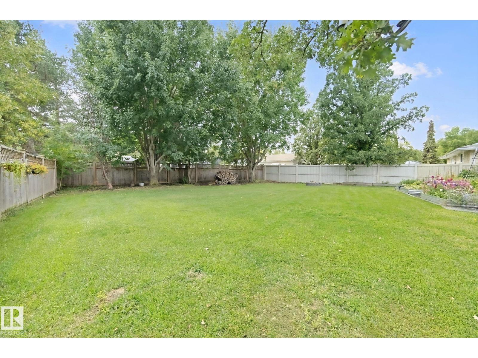 5 Labelle Cr Property Photo 64