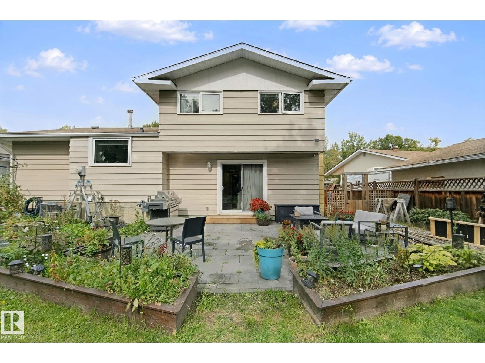 5 Labelle Cr Property Photo 67