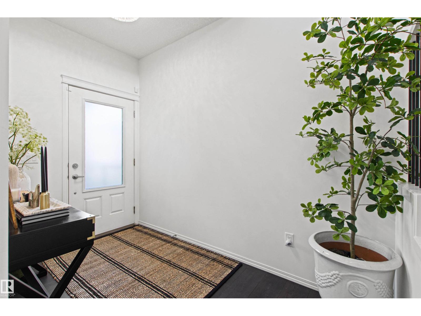 915 177 St Sw Property Photo 5