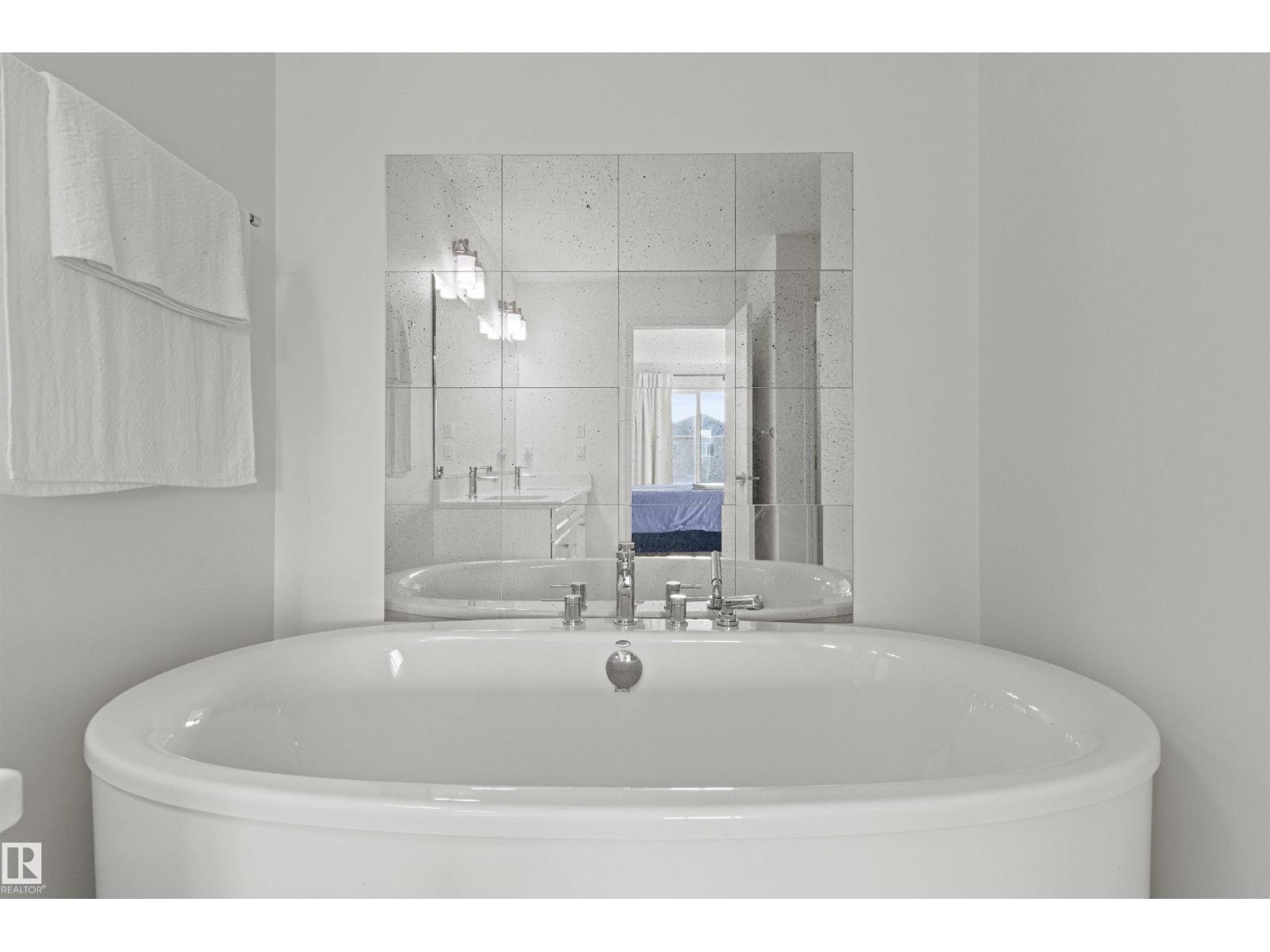 915 177 St Sw Property Photo 38