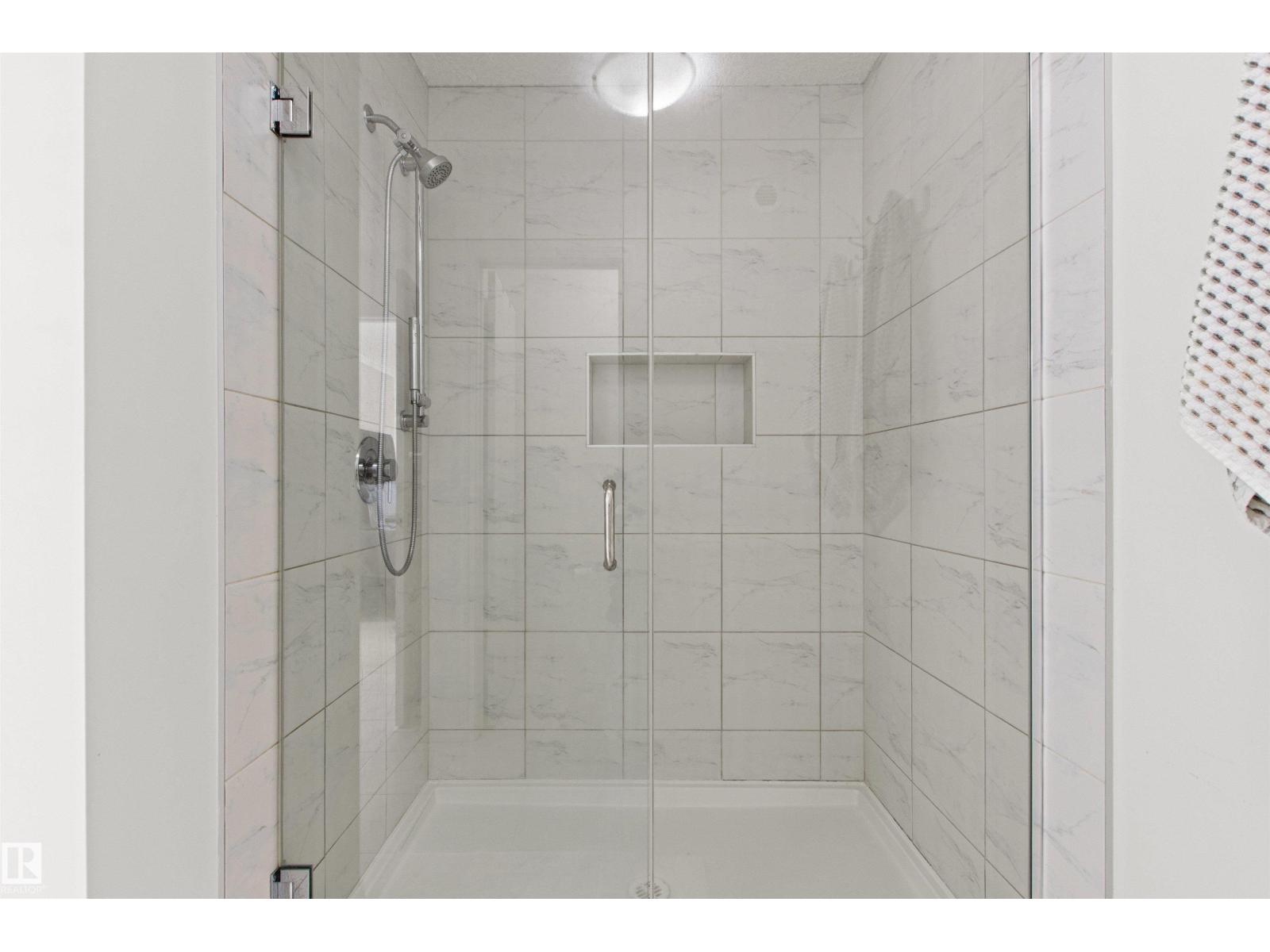 915 177 St Sw Property Photo 39
