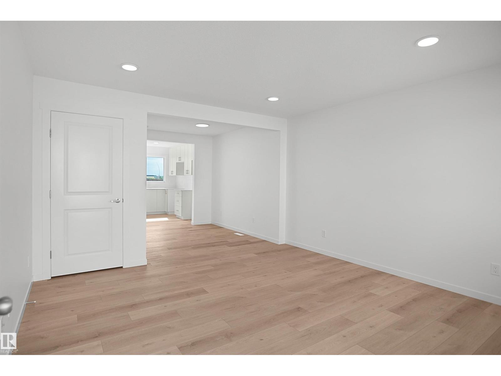 505 177 Av Ne Property Photo 3
