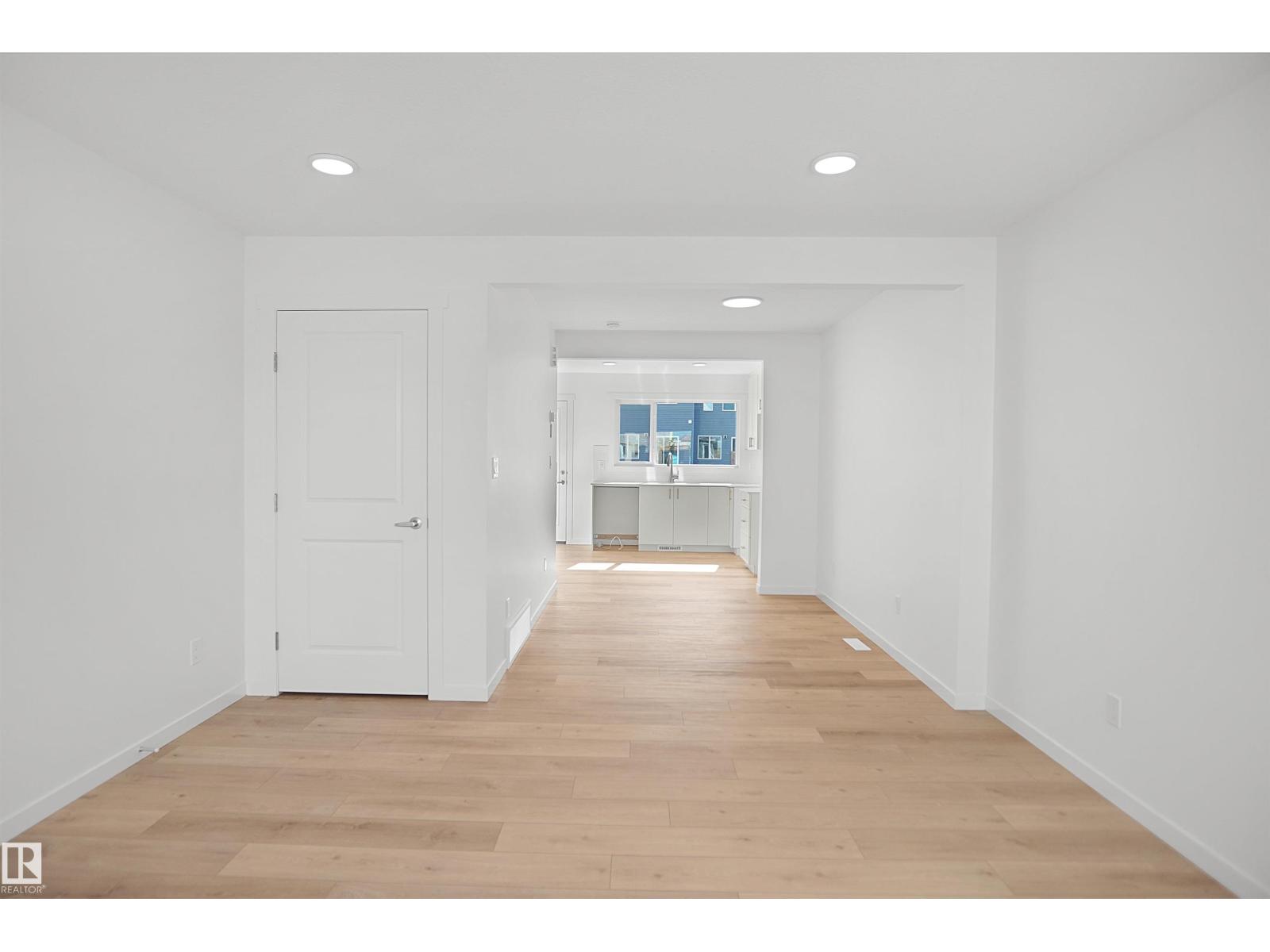 505 177 Av Ne Property Photo 5
