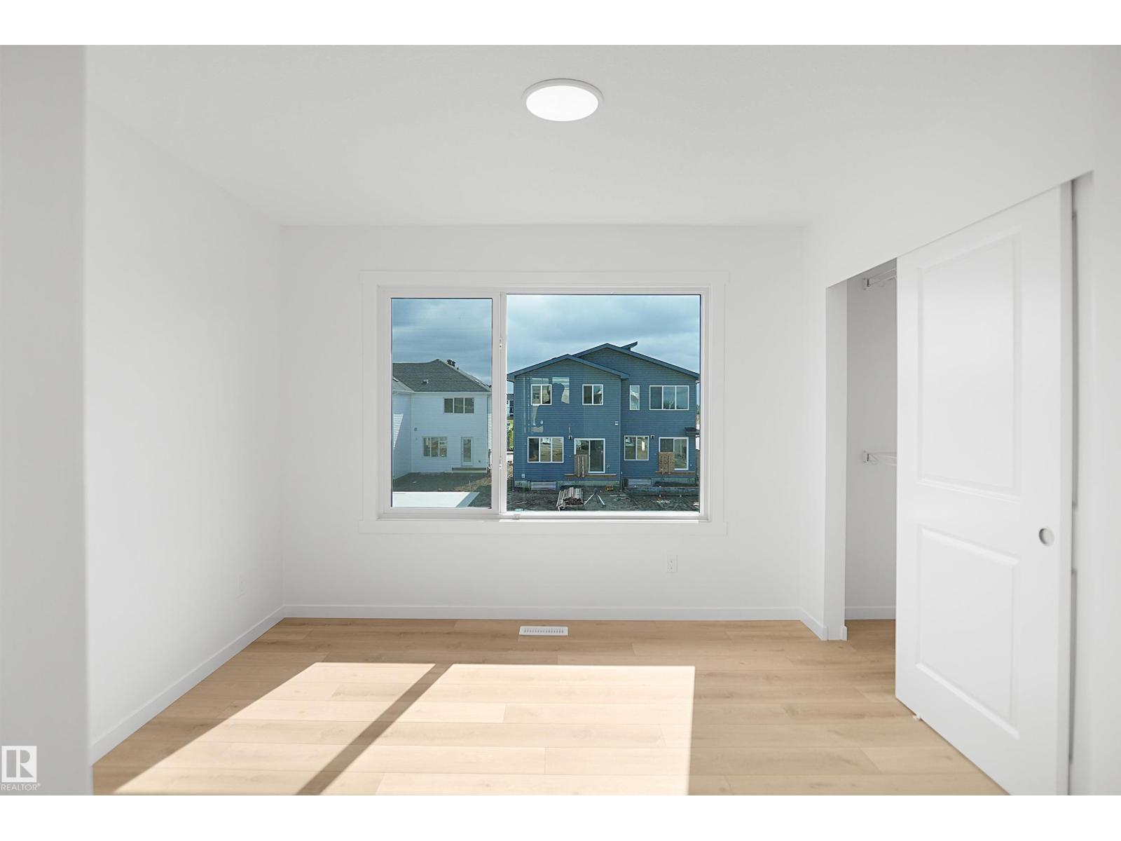 505 177 Av Ne Property Photo 16
