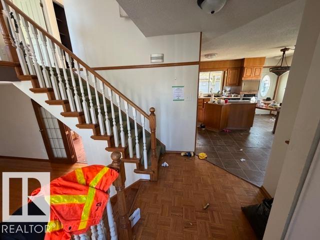 12247 144 Av Nw Property Photo 2