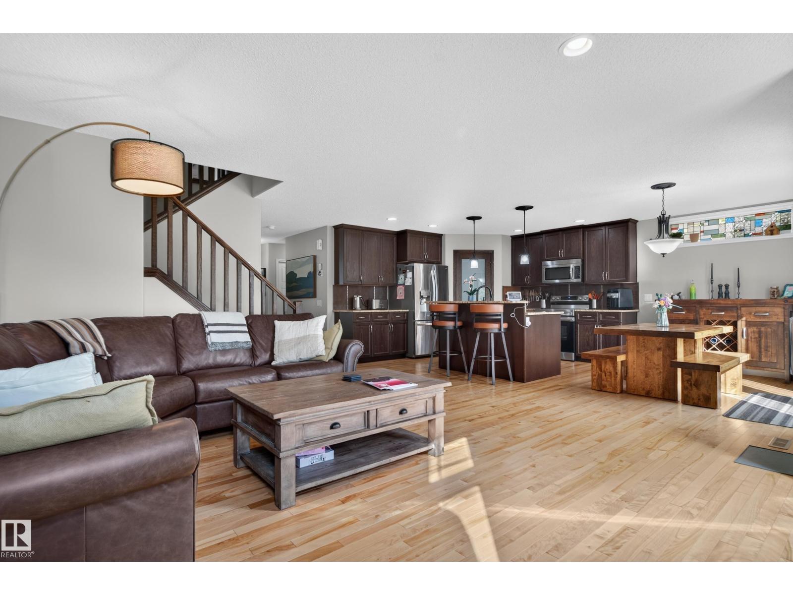 20853 92a Av Nw Property Photo 17