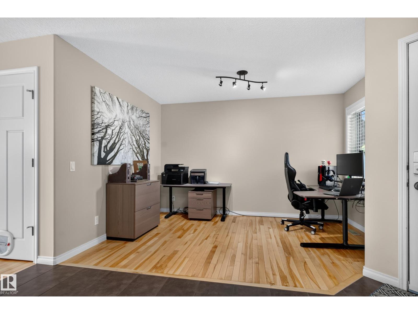 20853 92a Av Nw Property Photo 20