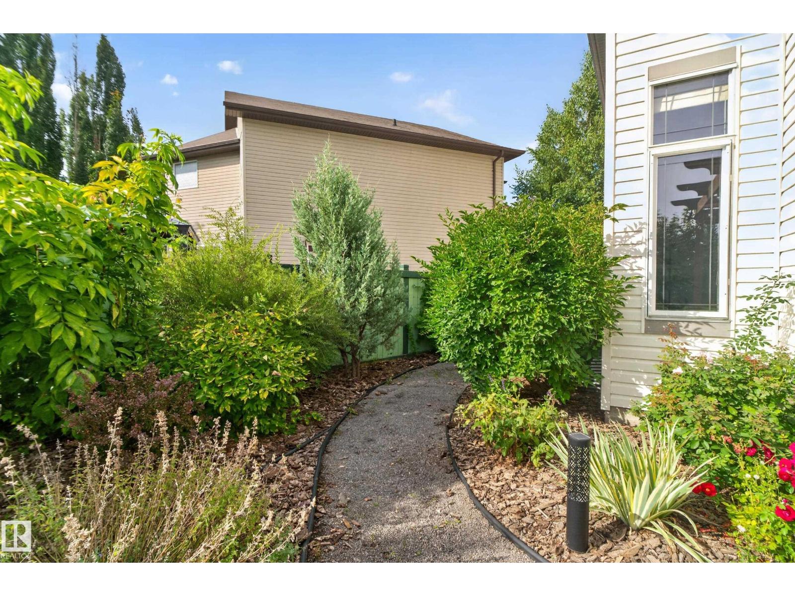 20853 92a Av Nw Property Photo 53