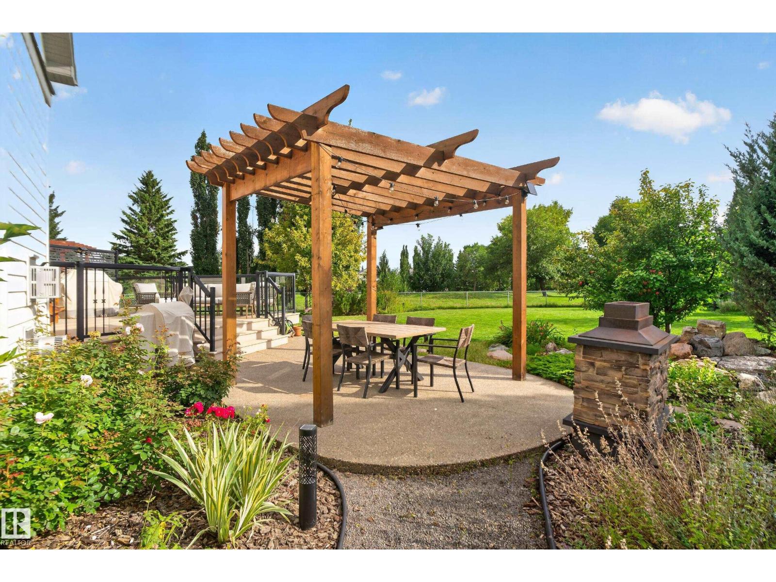 20853 92a Av Nw Property Photo 54