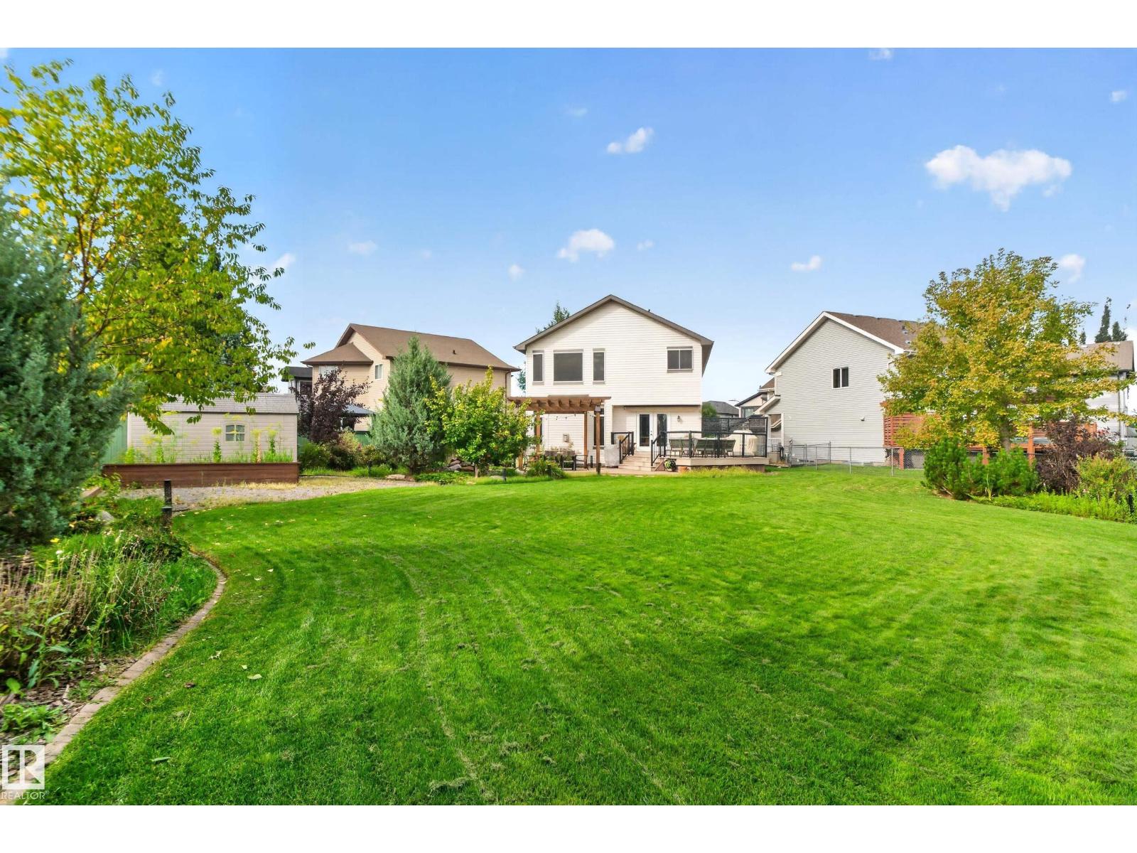 20853 92a Av Nw Property Photo 59