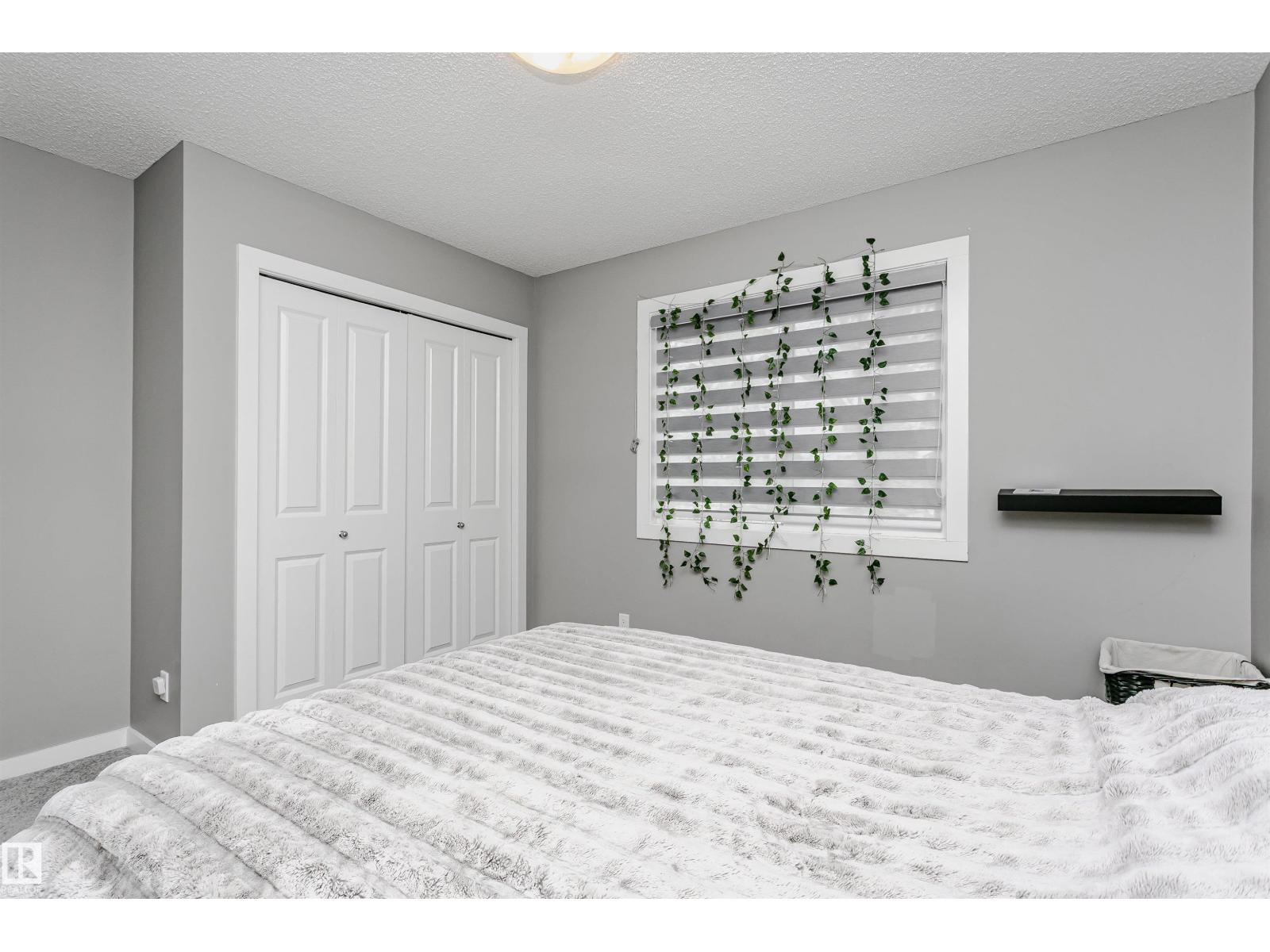 7322 Chivers Cr Sw Property Photo 20