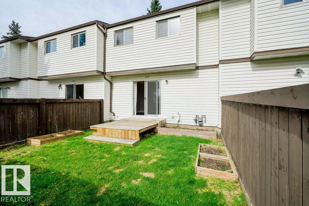 709 Clareview Rd Nw Property Photo 1