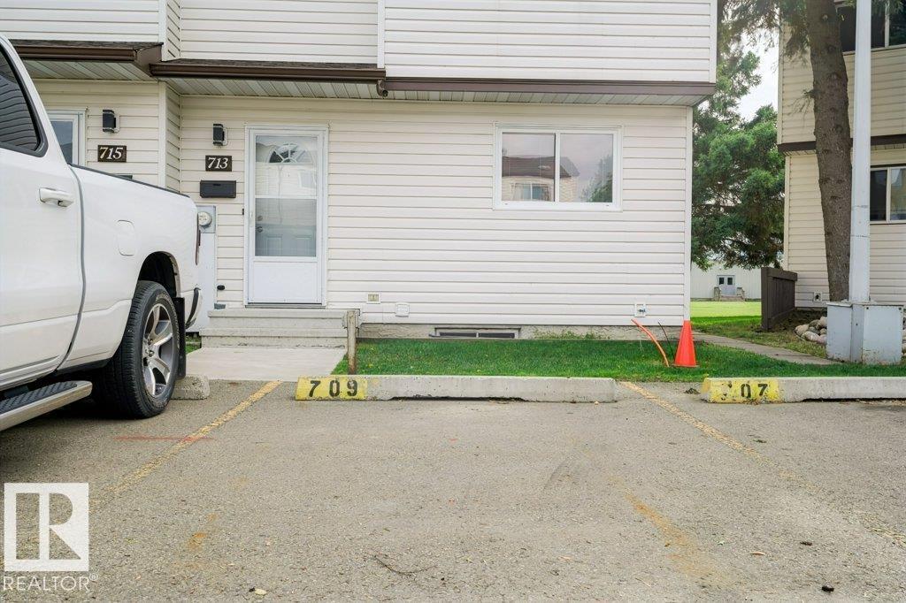 709 Clareview Rd Nw Property Photo 4