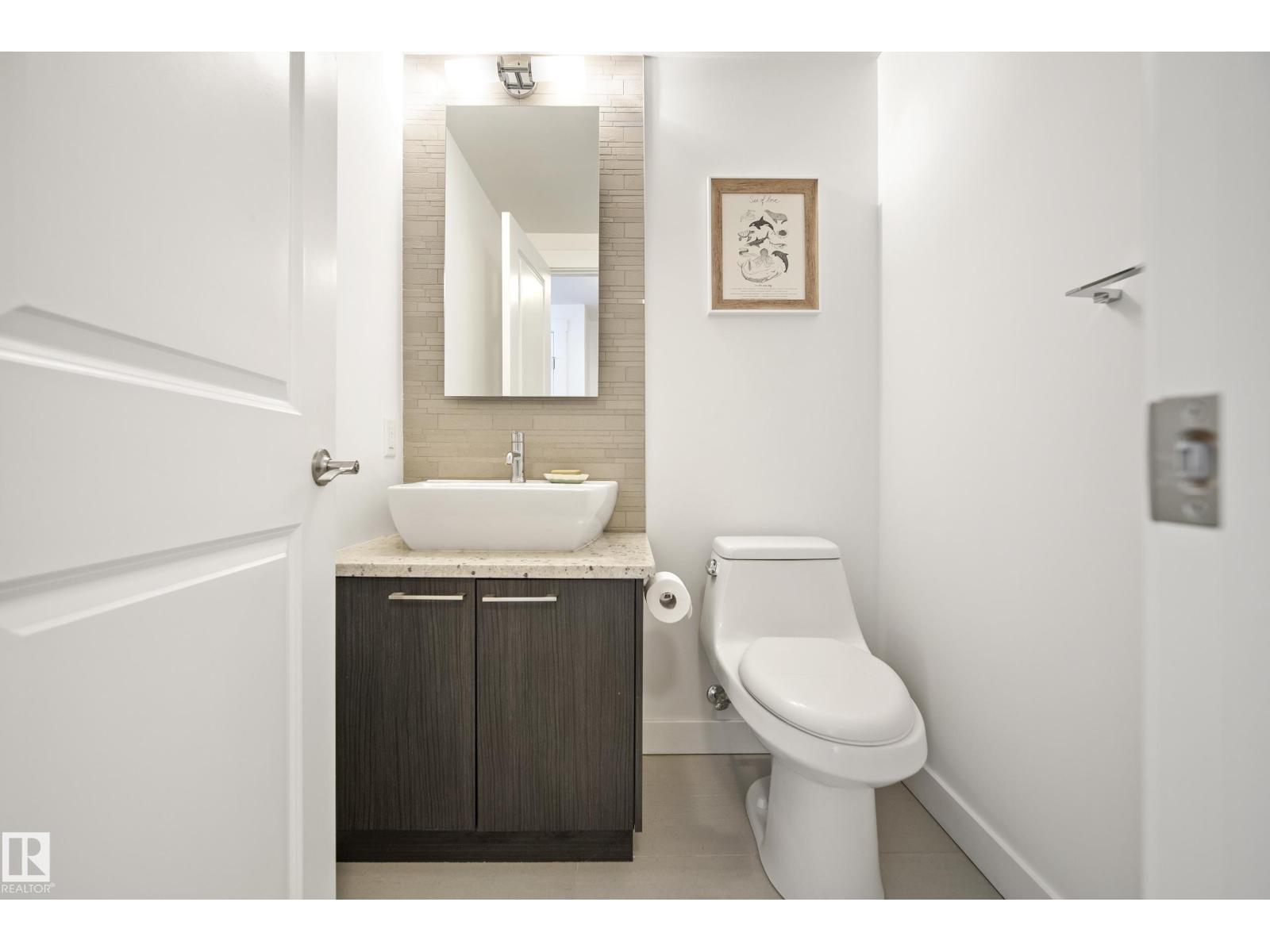 #2502 9720 106 St Nw Property Photo 11