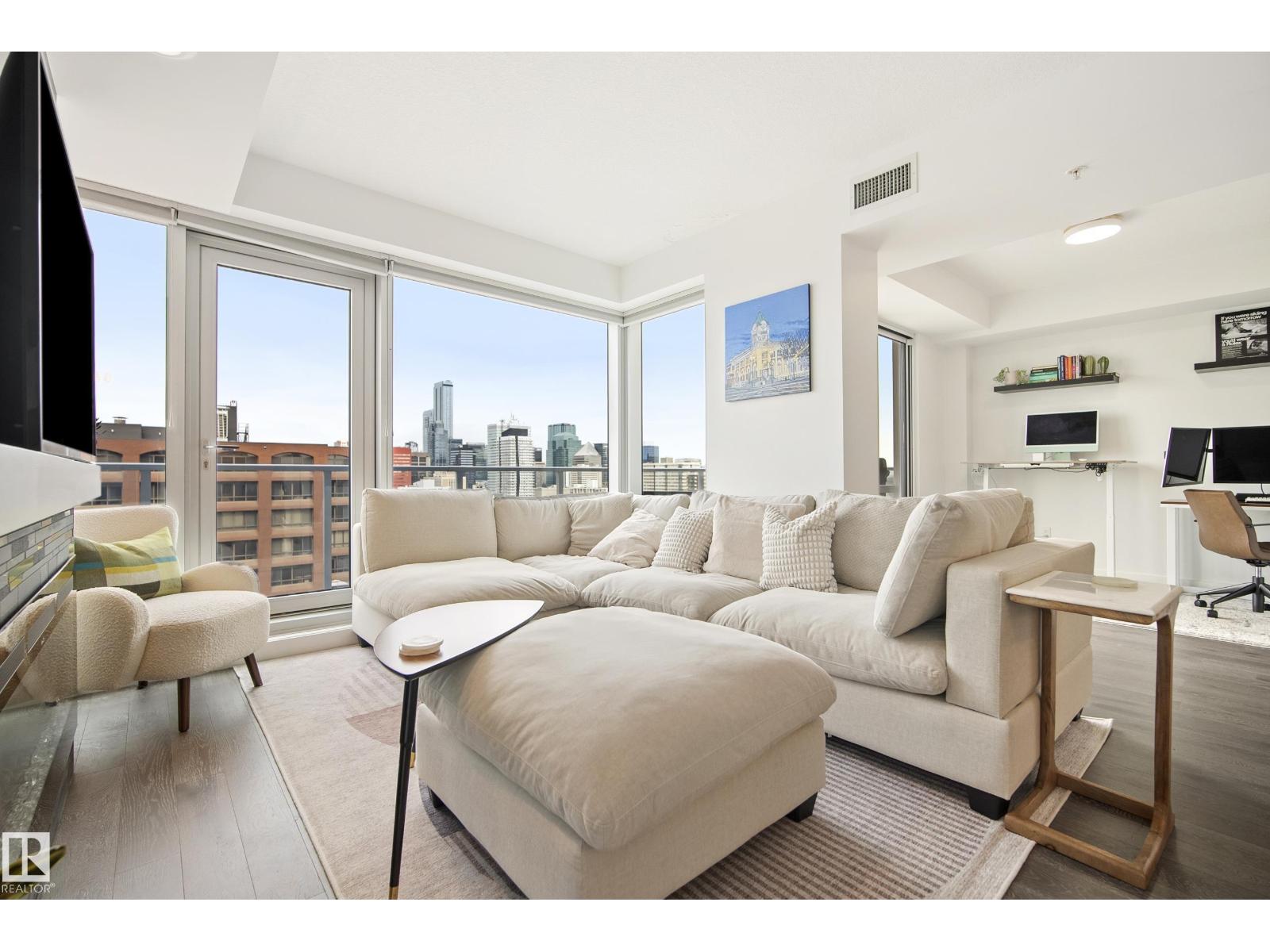 #2502 9720 106 St Nw Property Photo 16