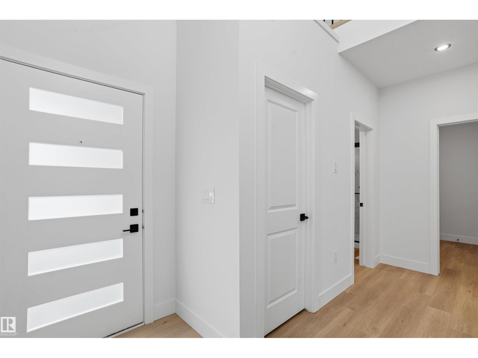 8421 223a St Nw Property Photo 4